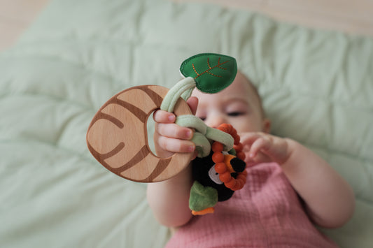 Wooden rattle - Jungle